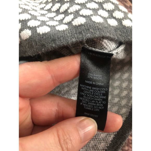 Express knit‎ polka dot pattern top size S - Picture 3 of 7